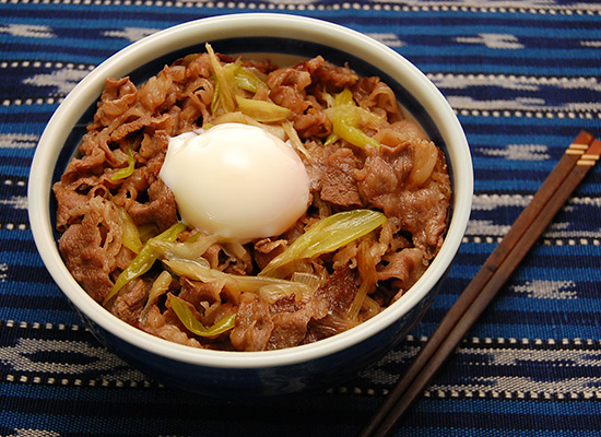 コクうま！すき焼き風丼